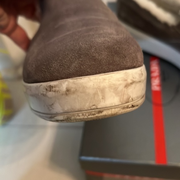 Prada suede shearling slipon sneakers - Picture 4 of 9